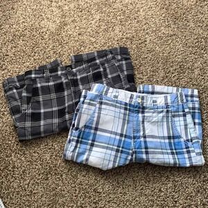 Old Navy Cotton Cargo Shorts Boys Size 14 pair of 2